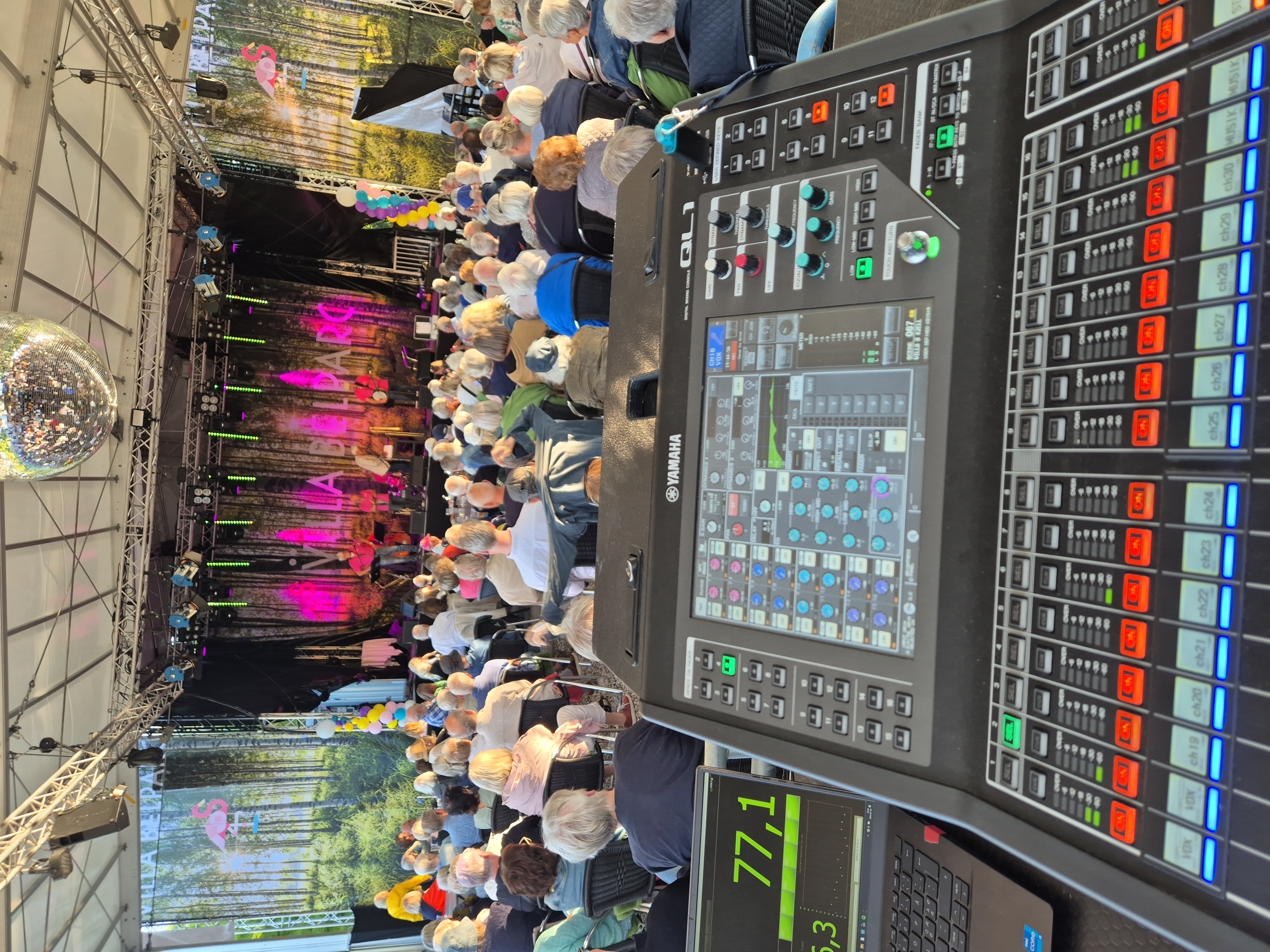 dc549428 dca6 4f44 9712 8dcd85ace109